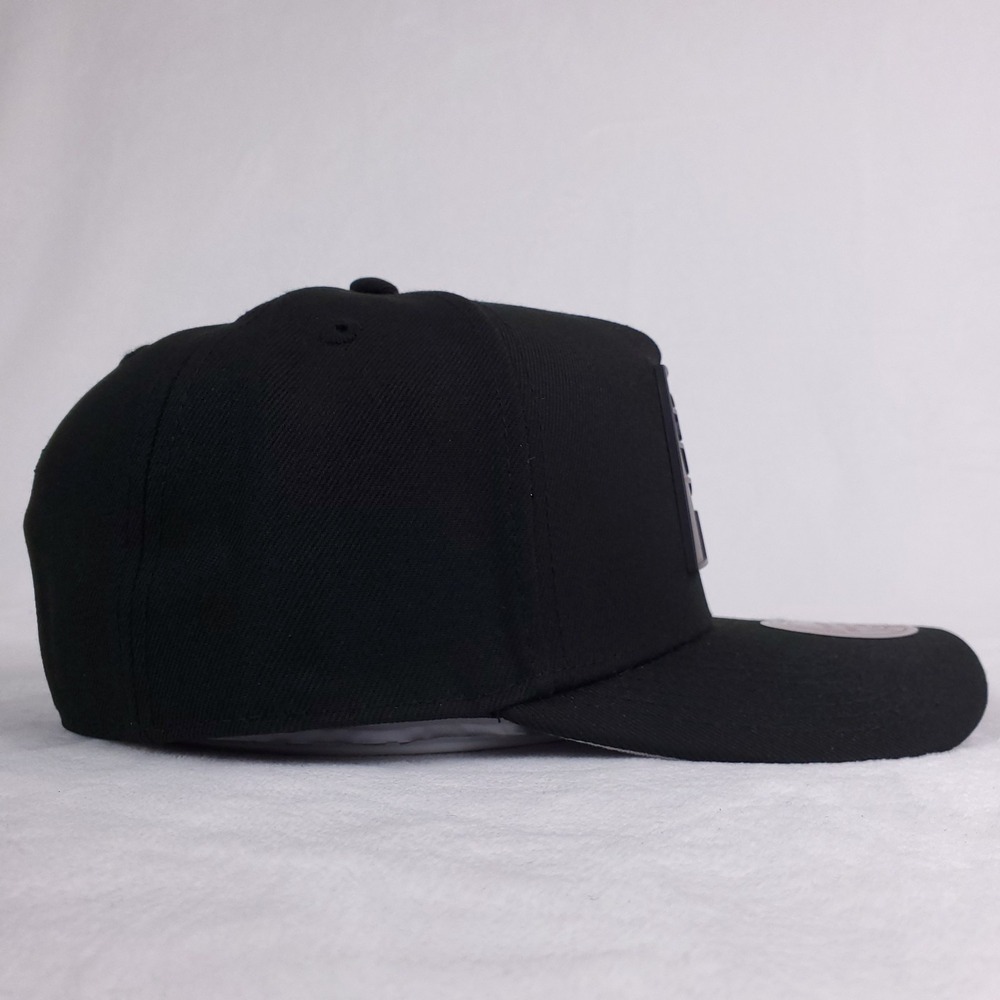 Indiana Pacers Mitchell & Ness NBA Pro Fit Snapback Hat Cap 3D Metal Logo NWT - Picture 5 of 9
